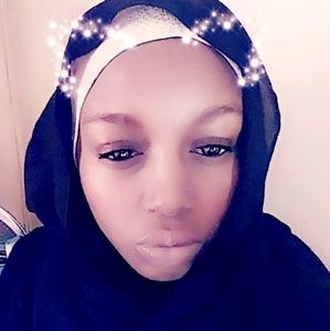 Meet your Posher, Nadjiwa